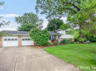 7312 Westlane Ave, Jenison, MI 49428