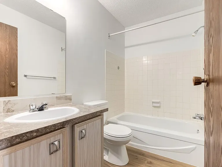 739 Bracewood Dr SW — Photo 50