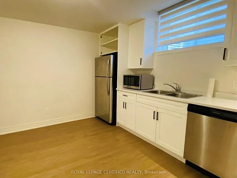 14 Overholt Dr #BASEMENT — Photo 4