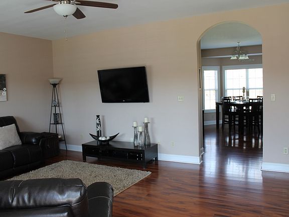 4th image of 3426 Spinner Ct