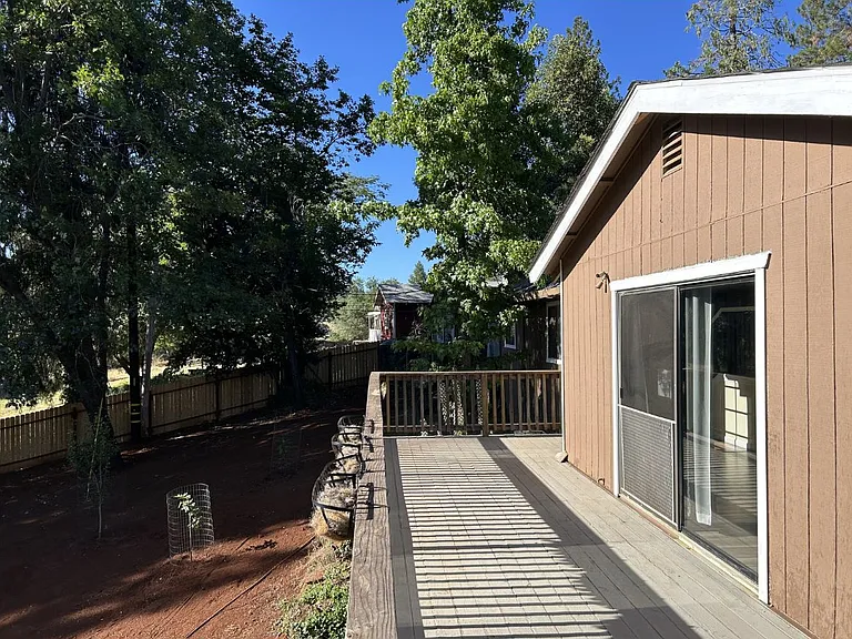 15180 Bancroft Rd — Photo 1