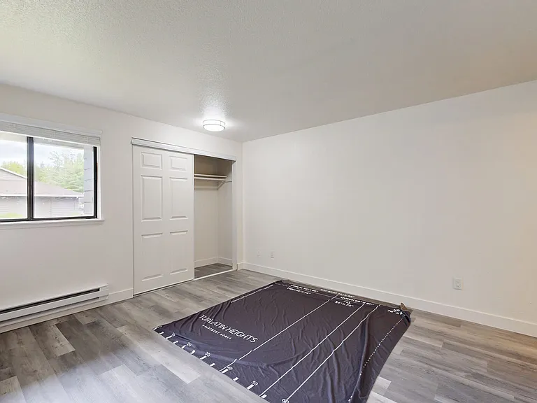 Tualatin Heights — Photo 40