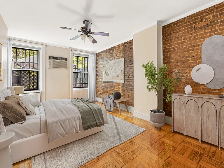40 Berkeley Pl #1 — Photo 3