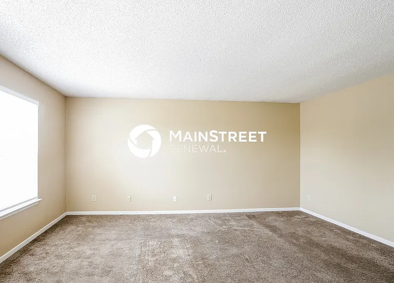 2114 Summer Breeze Way — Photo 11