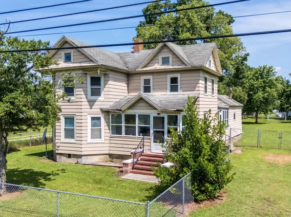 26590 Mariners Rd, Crisfield, MD 21817