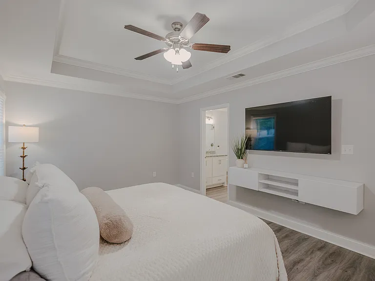Master Bedroom - TV & Wall Storage Included
