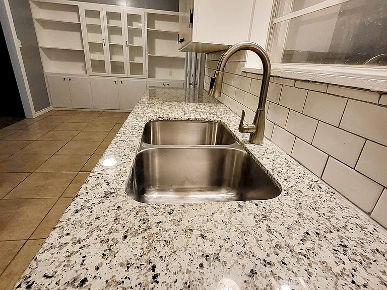 3505 Houston Ave — Photo 18