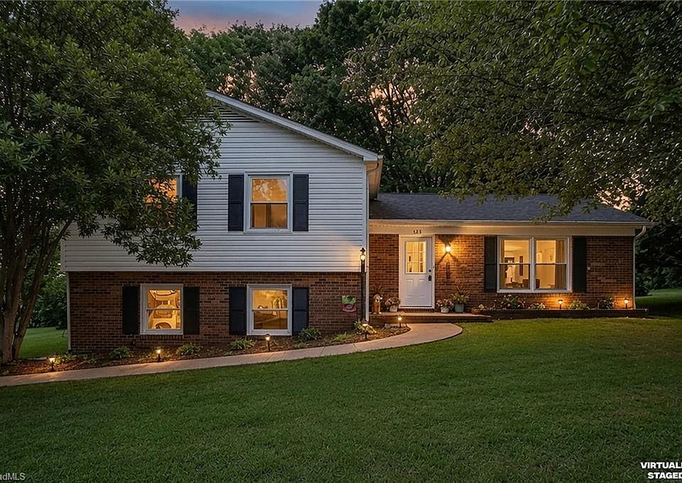 1st image of 123 Regal Cir
