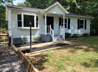 15453 Days Bridge Rd, Mineral, VA 23117