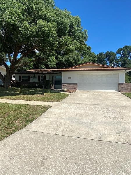 1st image of 1684 Suffolk Dr
