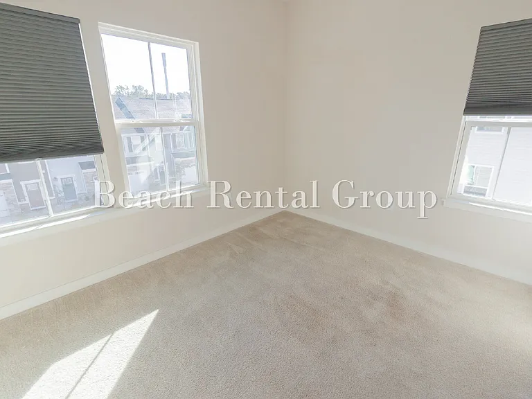 303 Golan Cir #F — Photo 20