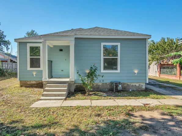 2313 Chandler Dr W, Fort Worth, TX 76111