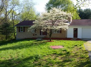 15305 Clear Spring Rd, Williamsport, MD 21795