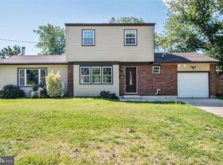 301 Madison Rd, Mantua, NJ 08051