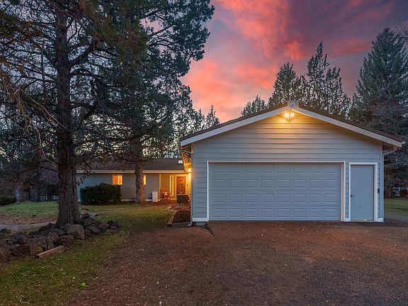 62211 Powell Butte Hwy Explore Mktg-5>