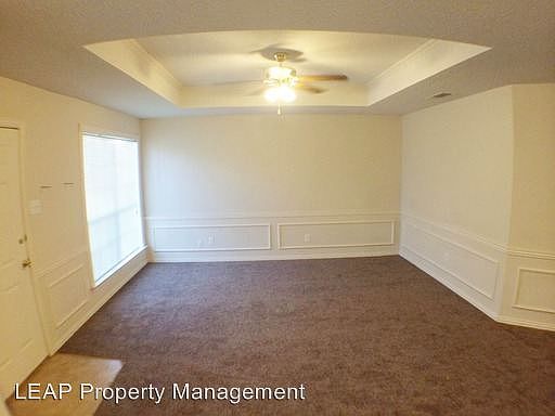 2nd image of 406 Truman St