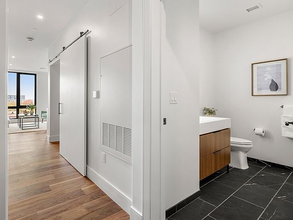 3rd image of 1515 Commonwealth Ave #504