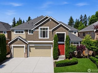 16105 Northup Way, Bellevue, WA 98008