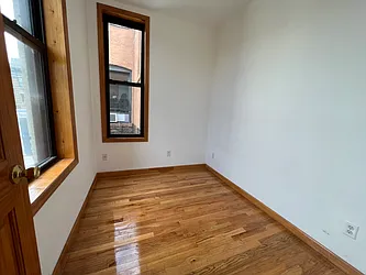 Rented by Best Apartments North Inc