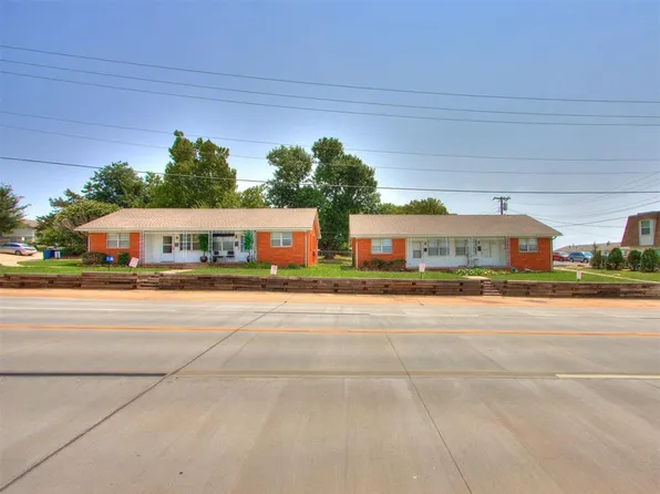 2 N Baumann Ave, Edmond, OK 73034