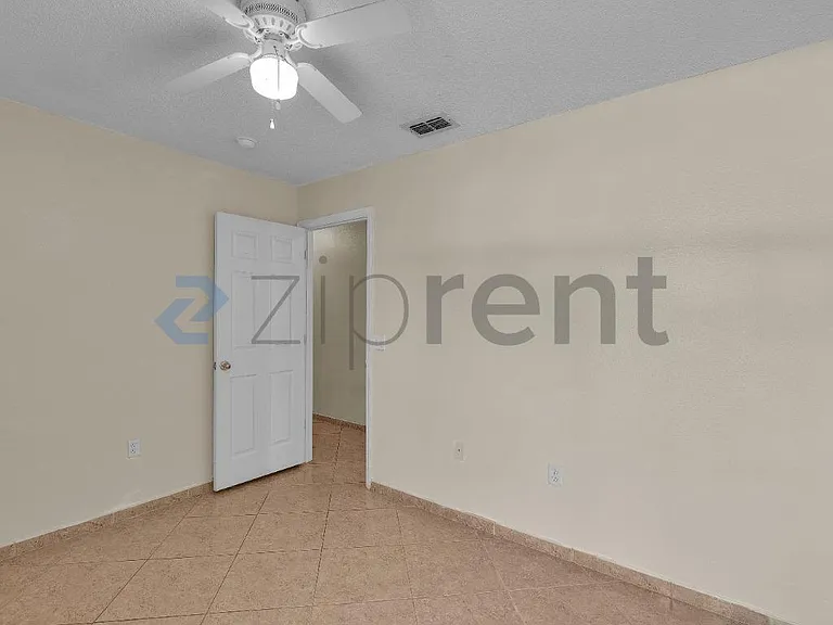 228 Grifford Dr — Photo 13