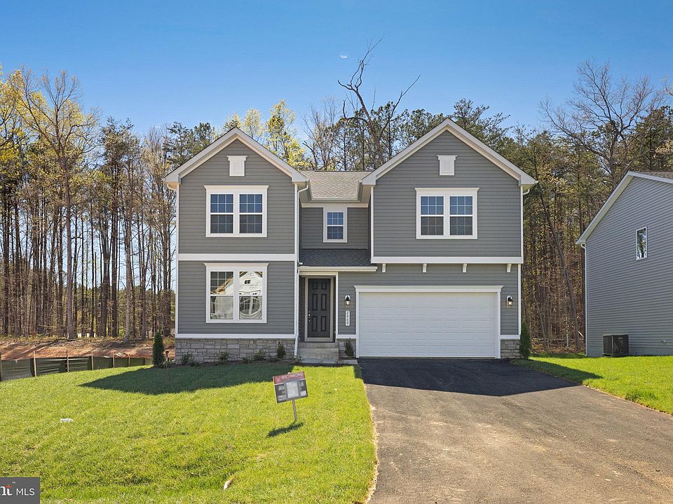 1st image of 2860 White Tail Dr