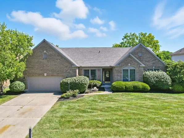 6831 Parklake Dr, Mason, OH 45040