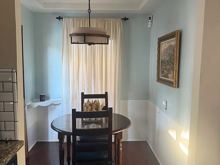 Breakfast nook right next to the kitchen