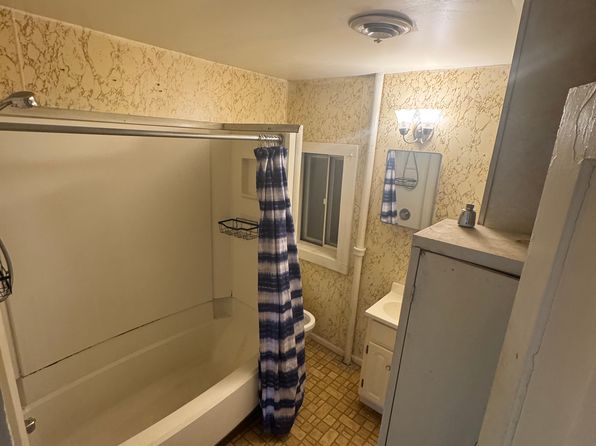 7 Bacon St APT 2