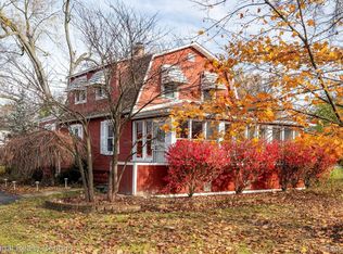 30740 Barlow St, Farmington Hills, MI