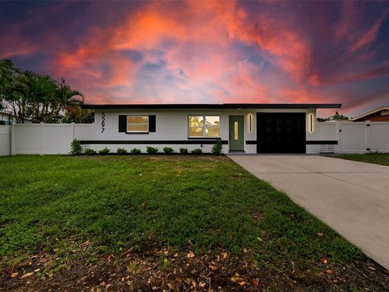 5297 68th Way N, Saint Petersburg, FL 33709
