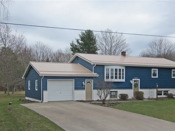 7051 Antolik Rd, Girard, PA 16417