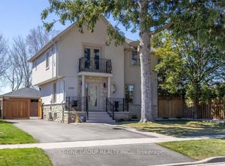 1376 Northaven Dr, Mississauga, ON L5G 4E9