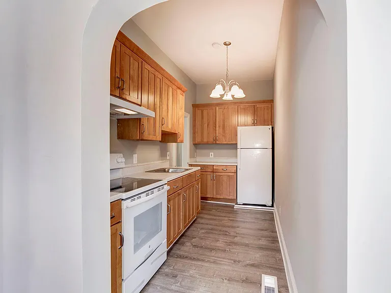 212 W Montgomery Ave #2 — Photo 3