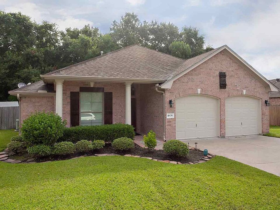 1st image of 8474 Oak Meadow Dr