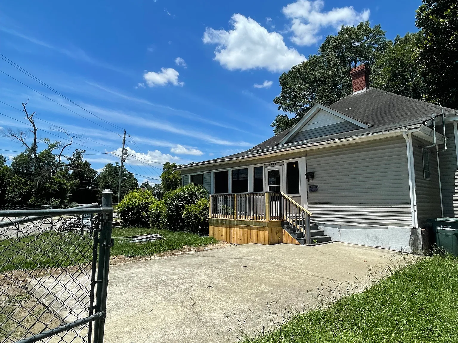 1115 Whitman St — Photo 1