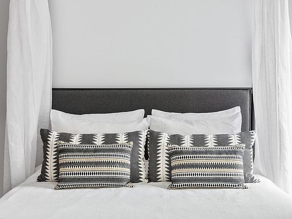 5th image of 67 Wall St APT 11A