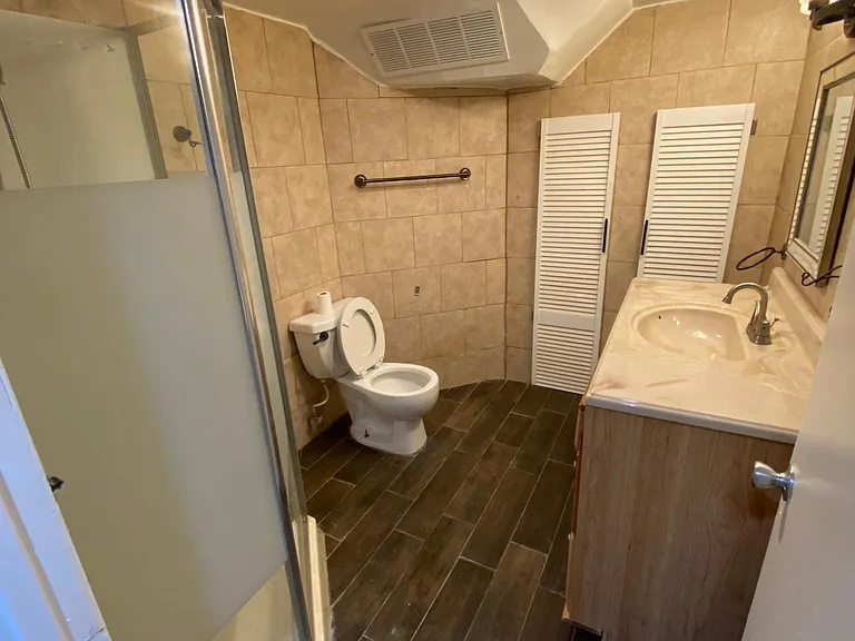 231 Arlington Ave #1 — Photo 3