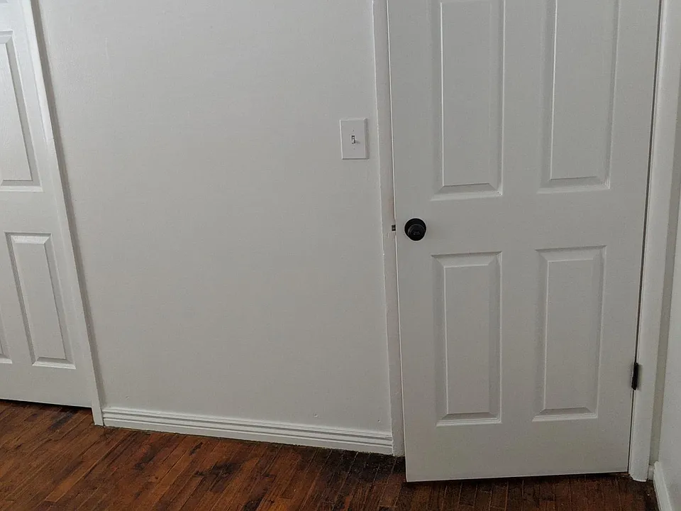 South bedroom + new doors