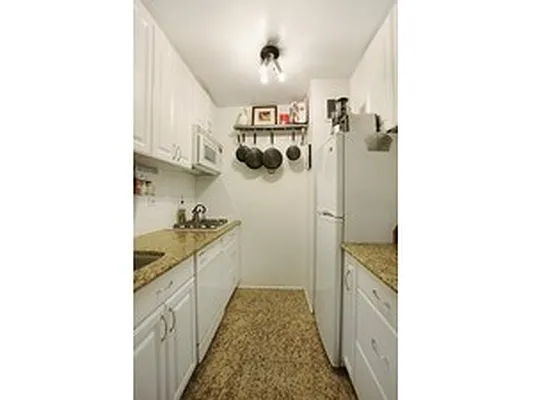 Sold by Corcoran | media 4