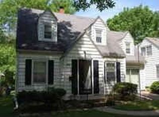 1841 SW Collins Ave, Topeka, KS 66604