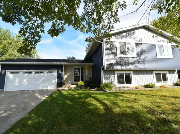 942 Byron Ave N, Byron, MN 55920