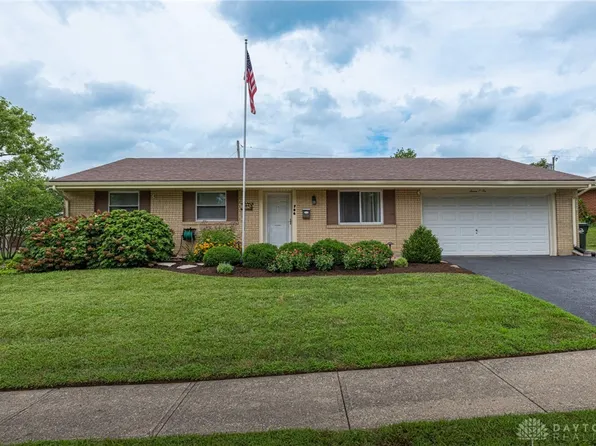 706 N Gebhart Church Rd, Miamisburg, OH 45342