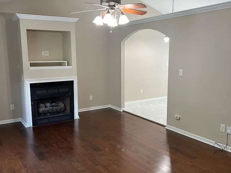 2595 Charton Pl — Photo 2