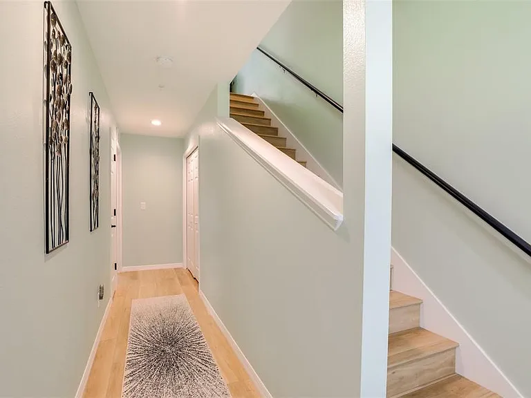 2441 6th Avenue Dr E — Photo 14