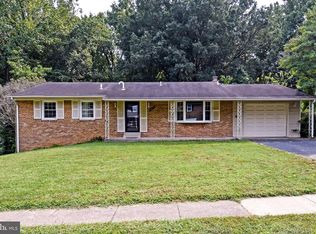 5017 Powell Rd, Fairfax, VA 22032