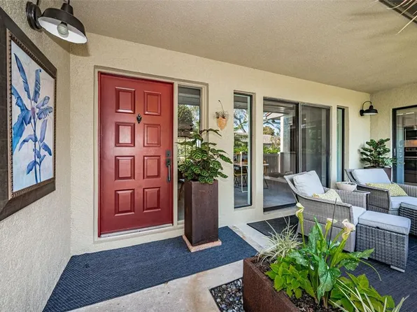 575 Hickorynut Ave, Oldsmar, FL 34677