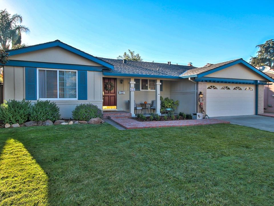1st image of 6293 Solano Dr