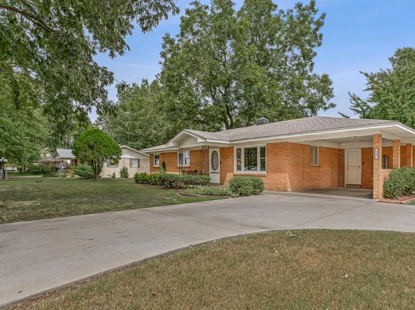 600 Fielder St, Bay, AR 72411
