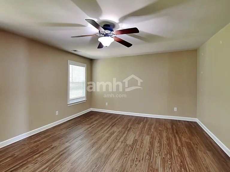 2713 Twin Ash Ct — Photo 13
